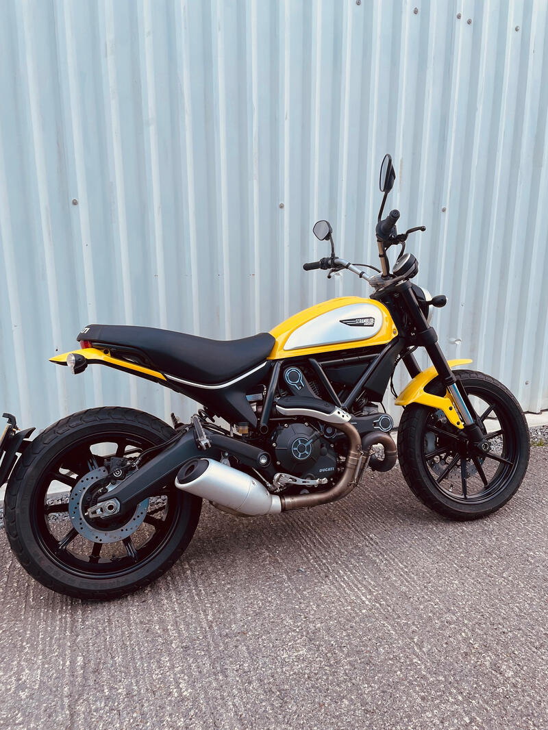 DUCATI SCRAMBLER 800