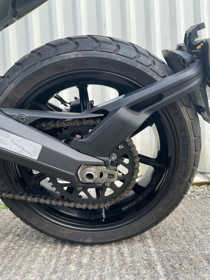 DUCATI SCRAMBLER 800